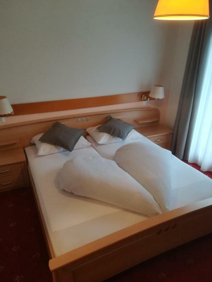 Pension Apartments Klotznerhof Schenna Δωμάτιο φωτογραφία